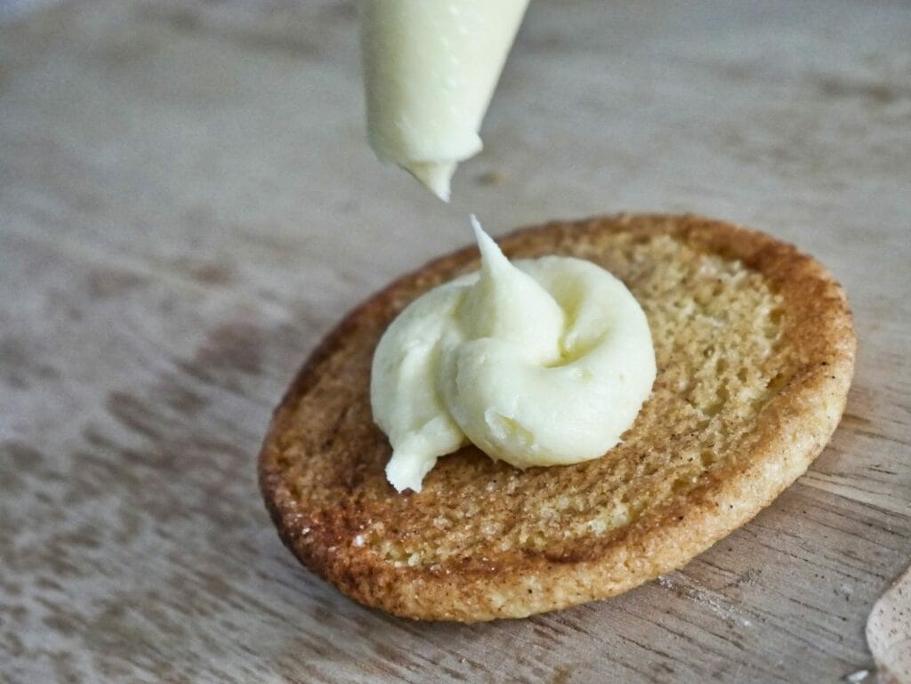 snickerdoodle-sandwiches